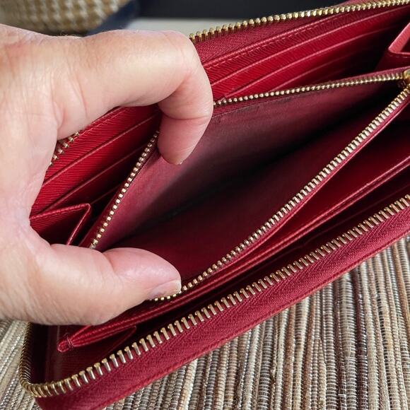 Prada red saffiano leather zip around wallet - Picture 12 of 12